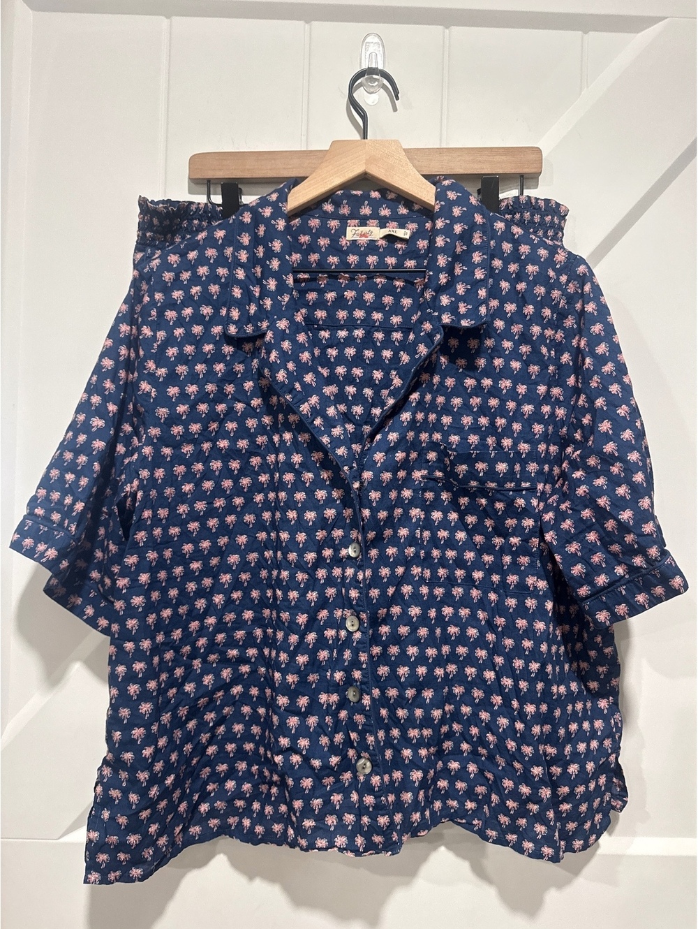 Faherty Women's 100% Organic Cotton Two-Piece Pajama Set in Navy and Pink, XXL